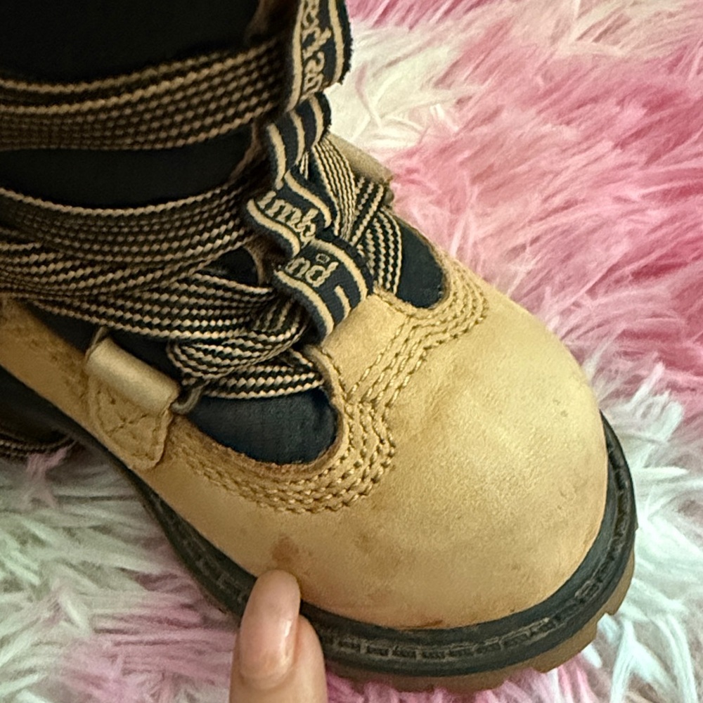 Timberland Kids Brown and Black Lace-Up Boots - Picture 10 of 14